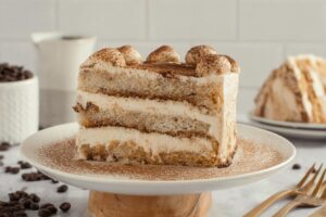 Tiramisu Cake